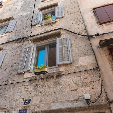 Apartment Dosud House