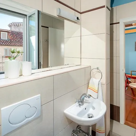 Apartment Dosud House