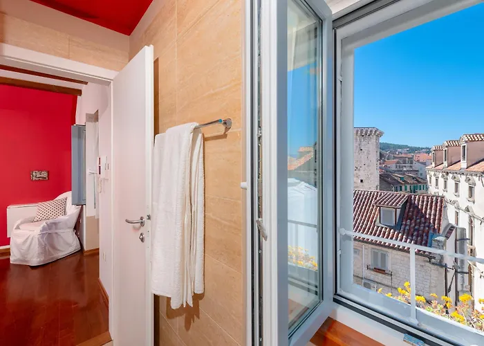 Апартаменти Dosud House